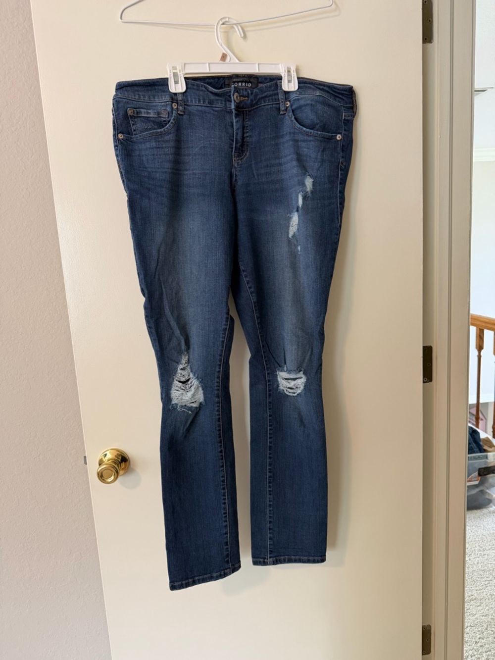 Torrid boyfriend distressed Dark Blue Women’s Jeans